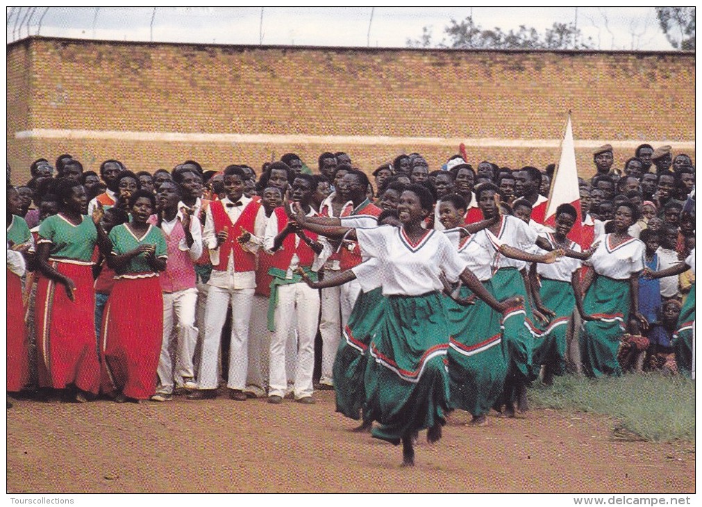 CPSM BURUNDI @ Danse Folflorique De NGOZI En 1987 @ Photographe J.P Bastière - Burundi