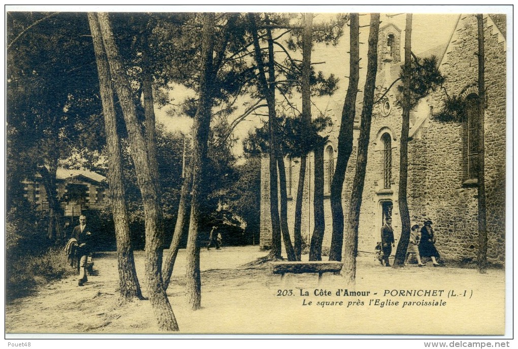 44 - PORNICHET - Square Près De L'église - Pornichet