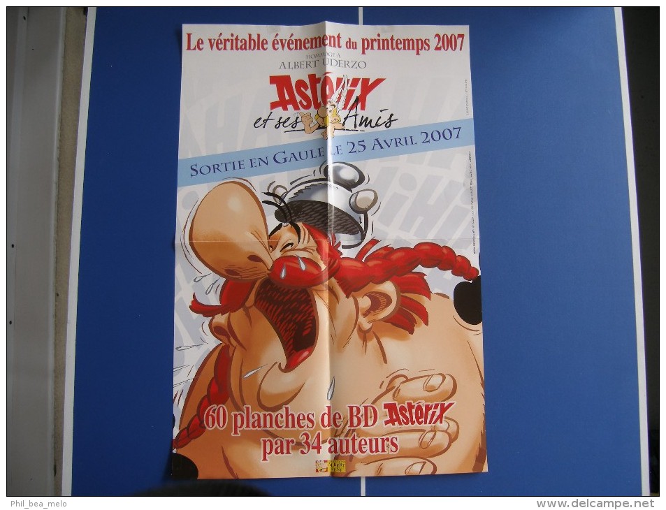 ASTERIX ET SES AMIS - AFFICHE PUBLICITAIRE 60 X 40 CM PAPIER GLACE - SORTIE NOUVEL ALBUM - Astérix