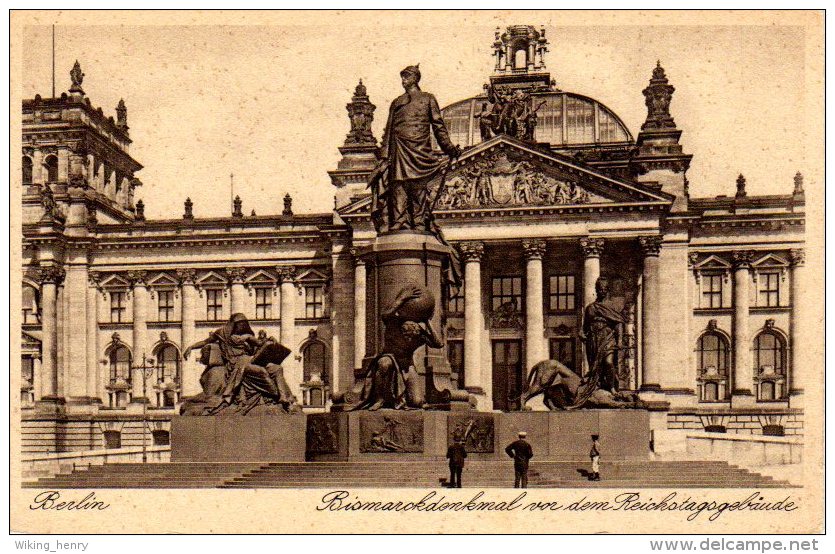 Berlin Tiergarten - S/w Bismarckdenkmal Vor Dem Reichstagsgebäude - Dierentuin