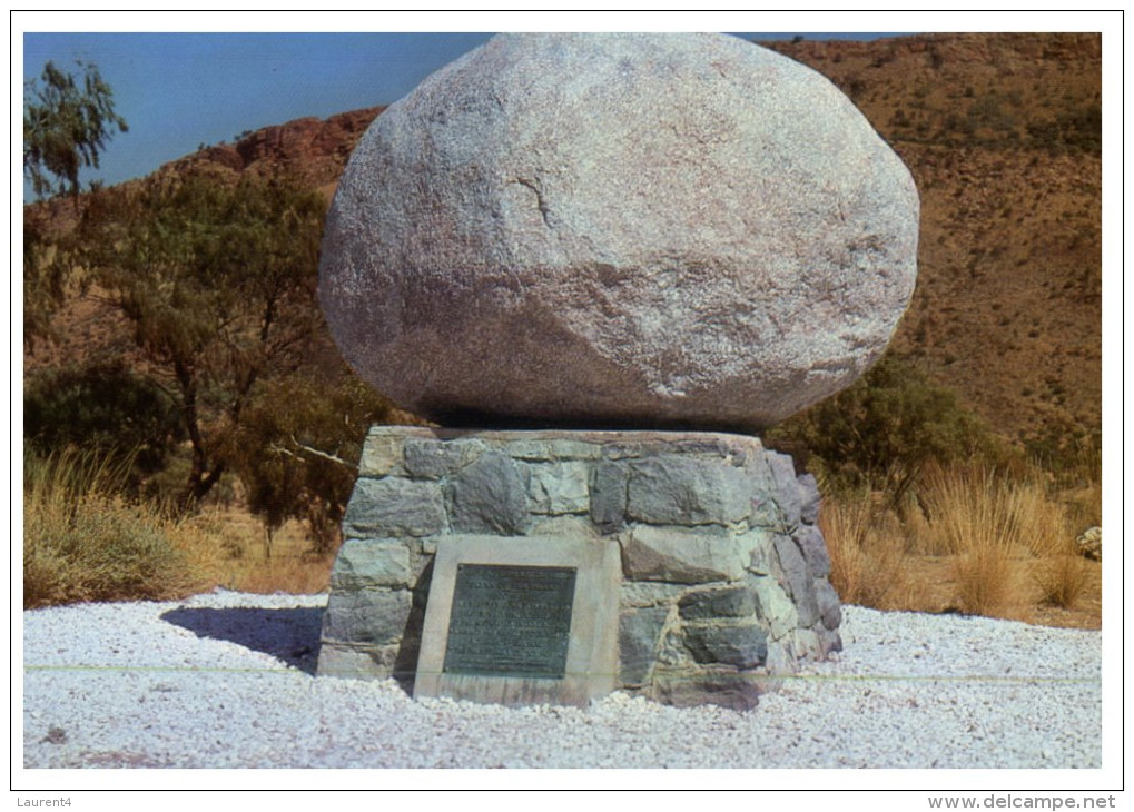 (789) Australia - NT - Mt Gillen Flynn Grave - The Red Centre