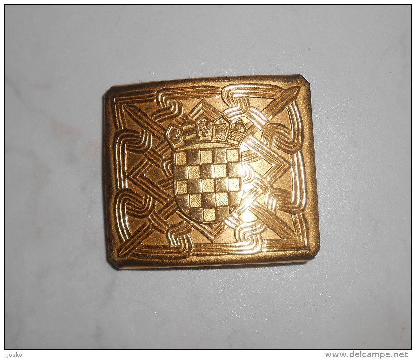 CROATIAN ARMY - Large Gilded Belt Buckle Officier Laiton Boucle De Ceinture Gürtelschnalle Fibbia Della Cintura Ukanda - Uitrusting