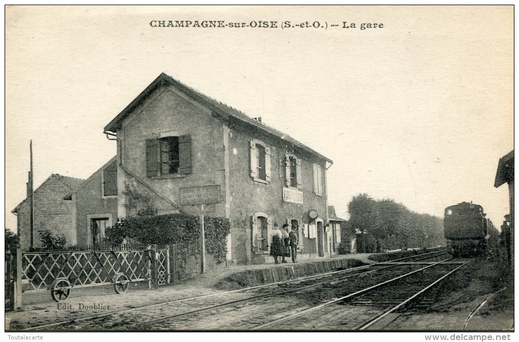 CPA 95 CHAMPAGNE SUR OISE LA GARE - Champagne Sur Oise