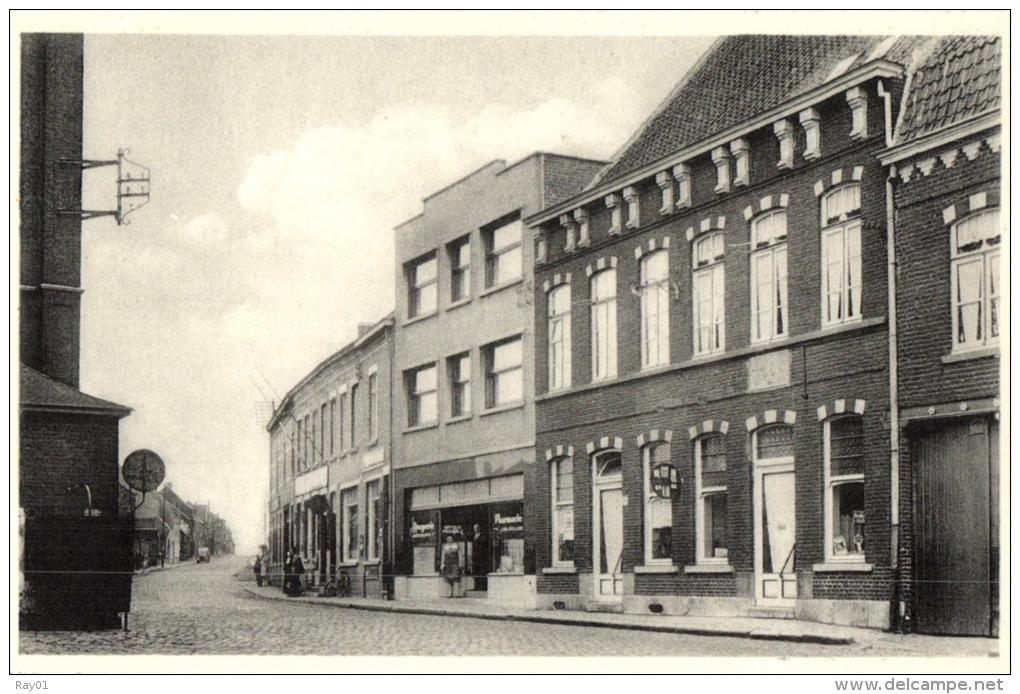 BELGIQUE - HAINAUT - MOUSCRON - LUINGNE - Grand'Place. - Moeskroen