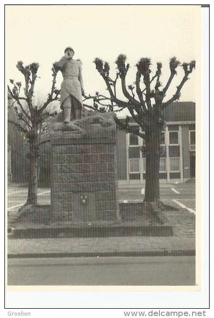 OORLOGSMONUMENT AARTRIJKE 9 GEBEITED DOOR AARTRIJKENAAR LEONARD DE VISCH 1991 - Zedelgem