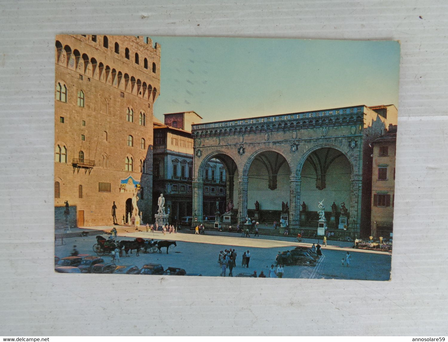 CARTOLINA: FIRENZE PIAZZA SIGNORIA E LOGGIA DELL'ORCAGNA (MOVIMENTATA) - VIAGGIATA - F/G - COLORI - LEGGI - Firenze (Florence)