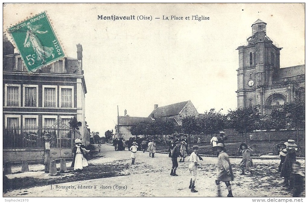 PICARDIE - 60 - OISE  - MONTJAVOULT -La Place Et L'église - Montjavoult