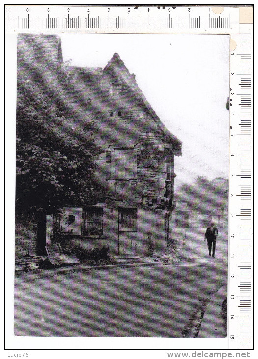 LE VAUDREUIL  -  ?     -    Hôtel   Dieu  -  Maison  Dite  De  Jeanne  D  Arc - Le Vaudreuil