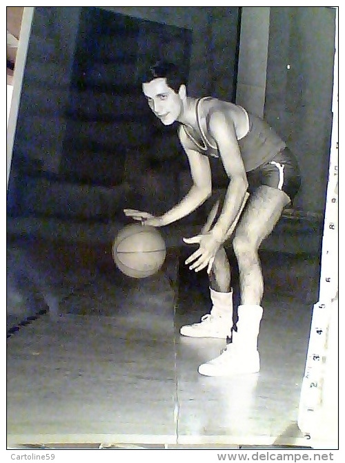 FOTO BASKET PALLACANESTRO RAGAZZO PALLEGGIA 1965 18X13 EY4722 - Sport