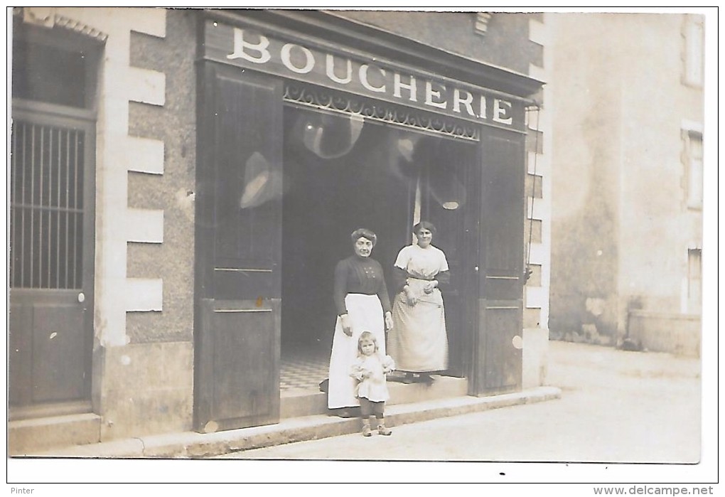 Devanture De MAGASIN - BOUCHERIE - CARTE PHOTO Non Située - Magasins