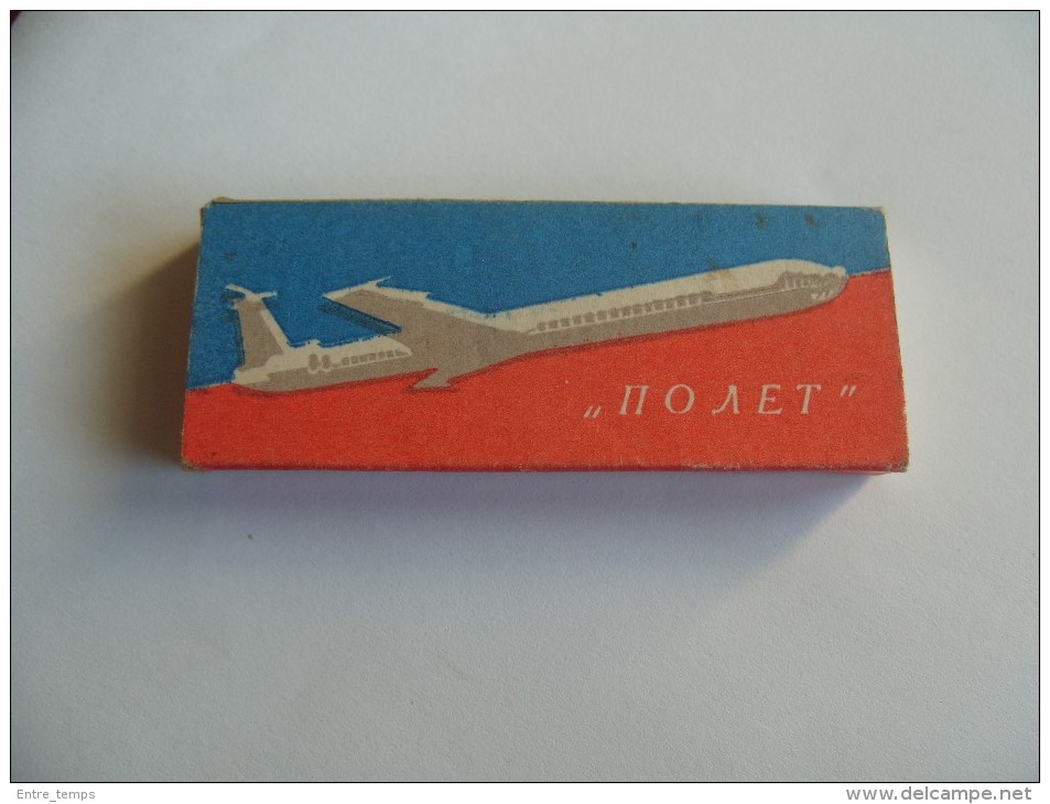 Etui 3  Cigarettes Publicitaire Compagnie Aérienne Russie Russian  Aeroflot - Altri & Non Classificati