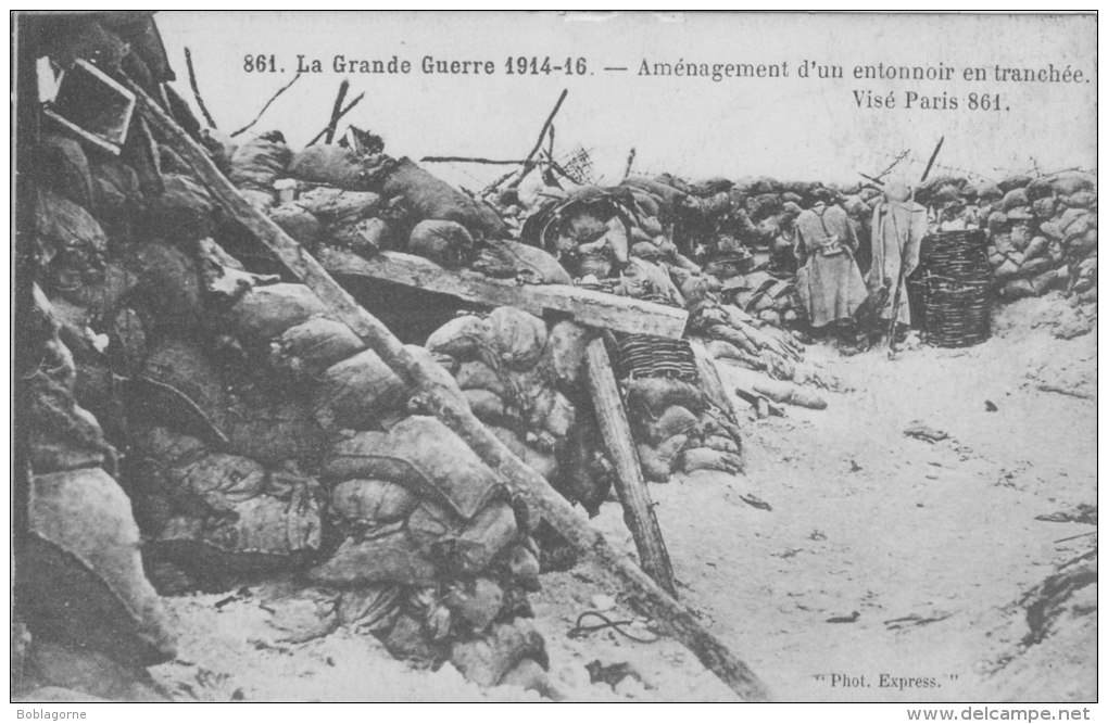 La Grande Guerre 1914-16 Aménagement D'un Entonnoir En Tranchée  (cachet Centre National Pour Le Soldat..) - War 1914-18