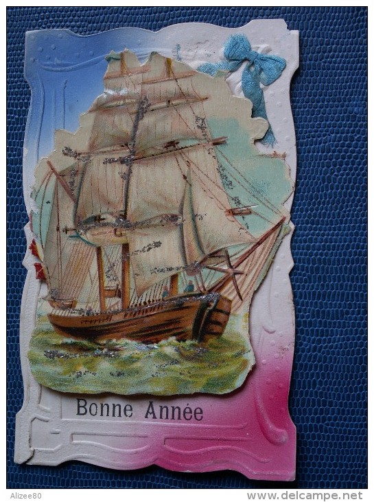 ""  CPA   BONNE  ANNEE  //  Le  Bateau  Se  Soulève "" Bords Crantés - Nouvel An