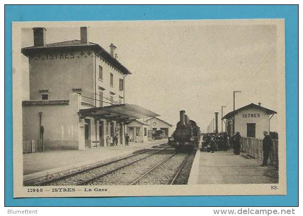 CPA 11948 - Train En Gare De ISTRES 13 - Istres