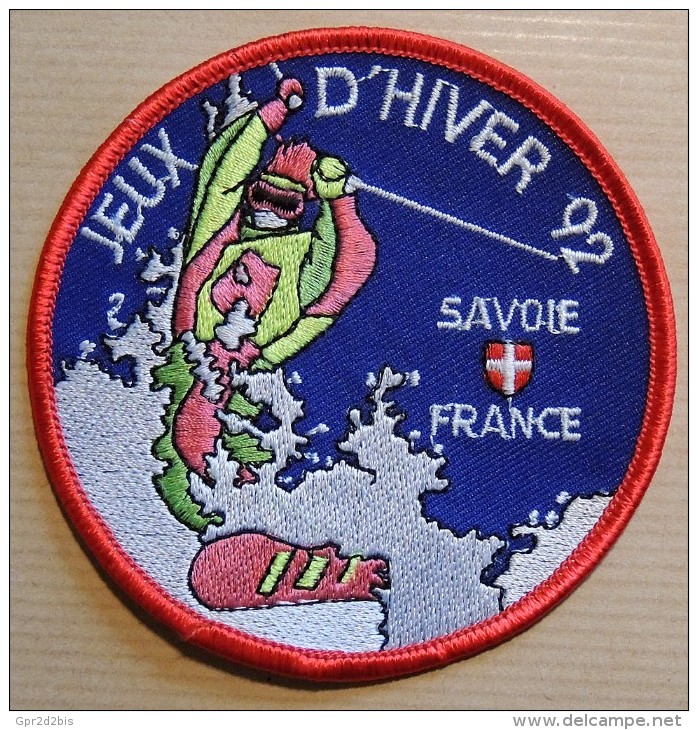 Patch à Coudre, écusson Des Jeux Olympiques D'hiver Albertville 1992 ( Sans Mention Explicite Ni Copyright Du CIO - Habillement, Souvenirs & Autres