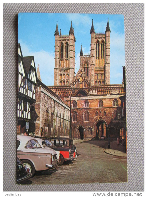 Exchequer Gate And Cathedral, Lincoln. - Lincoln