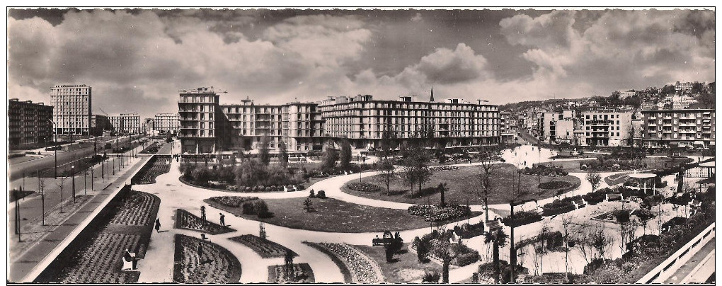 LE HAVRE Les Nouveaux Immeuble Et Square St-Roch , " Longue Carte 22 X 9 Cm " - Non Classificati