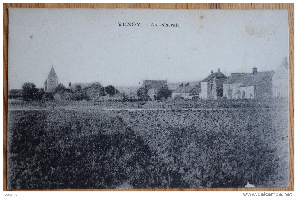 89 : Venoy - Vue Générale - Taches Jaunatres - (n°4544) - Venoy