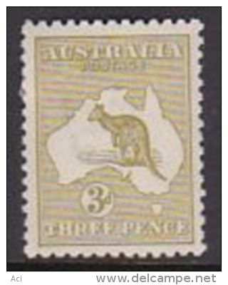 Australia 1915-20 Third Watermark Kangaroo SG 37, 3d Olive Mint Hinged - Mint Stamps