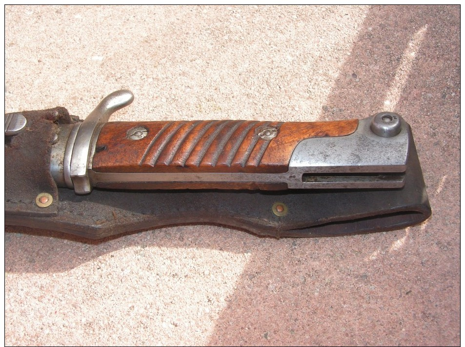 Baionette    Mauser Avec Fourreau Cuir Et Porte Fourreau    Ww 1 - Armes Blanches
