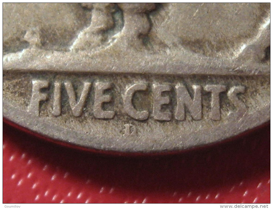 USA - Five cents Buffalo 1924 D - error, unbalanced 0291