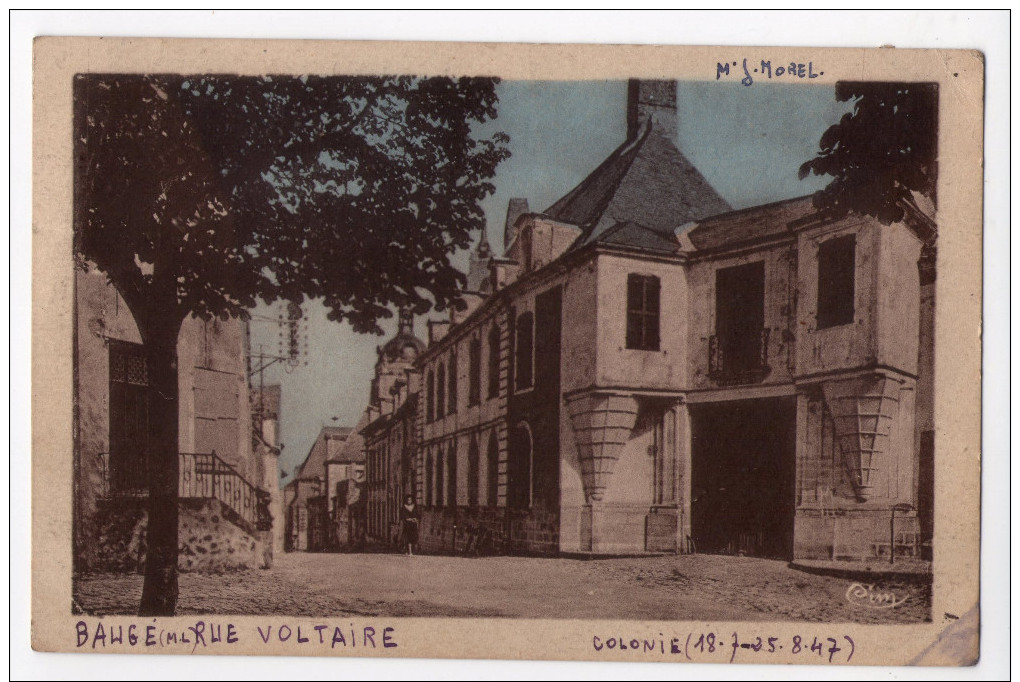 49 - Baugé - Rue Voltaire - Autres & Non Classés