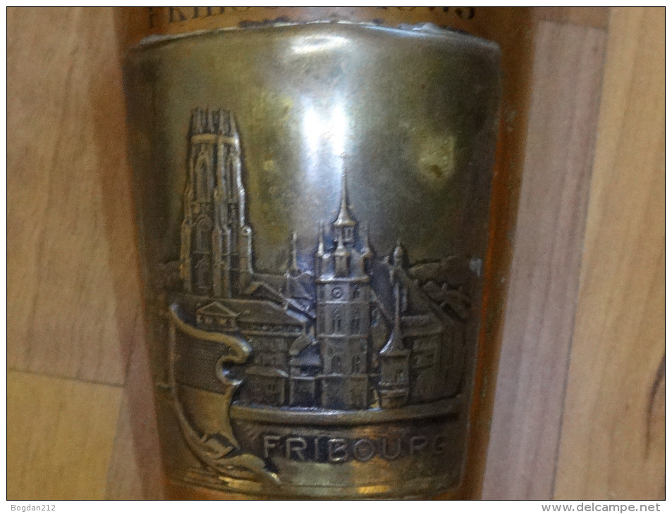 1935 - FRIBOURG, Alte Mug Kupfer, H.8,5cm. - Coppers