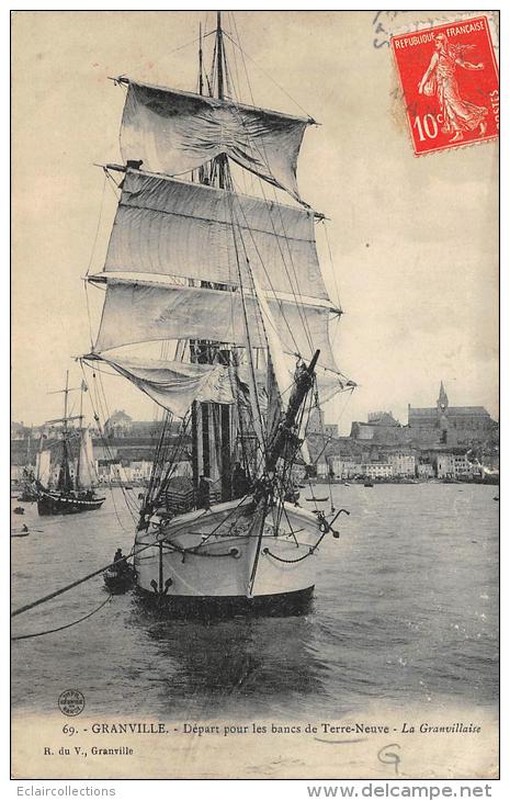 Granville      50     Départ Pour   Terre Neuve  Bateau  Voilier  "La Granvillaise"  (petite Déchirure) - Granville