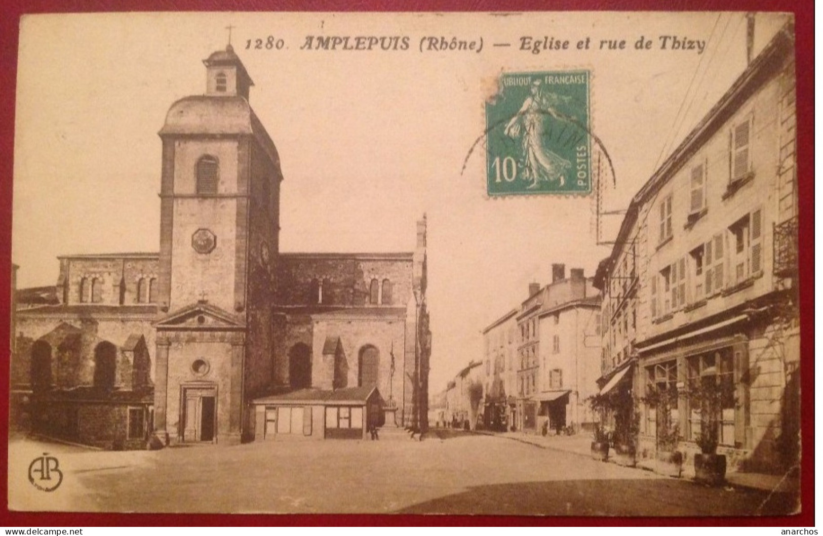 69 Rhône  AMPLEPUIS Eglise Et Rue De Thizy (RARE) - Amplepuis