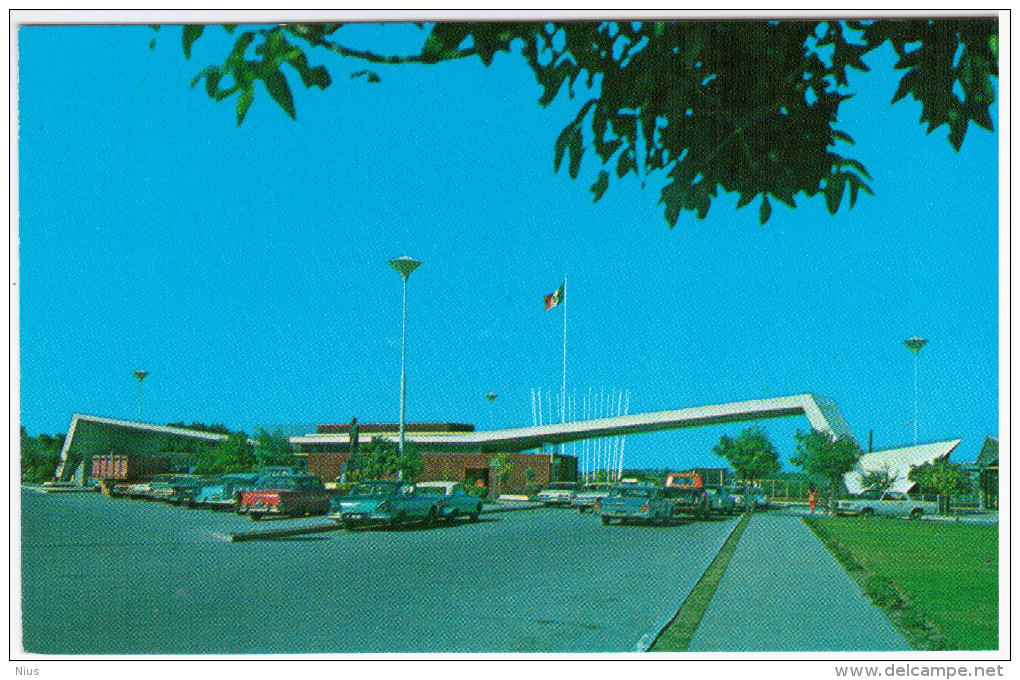 United States USA, Mexican Customs Building Showing Exit In Direction Of Eagle Pass, Texas Laredo - Laredo