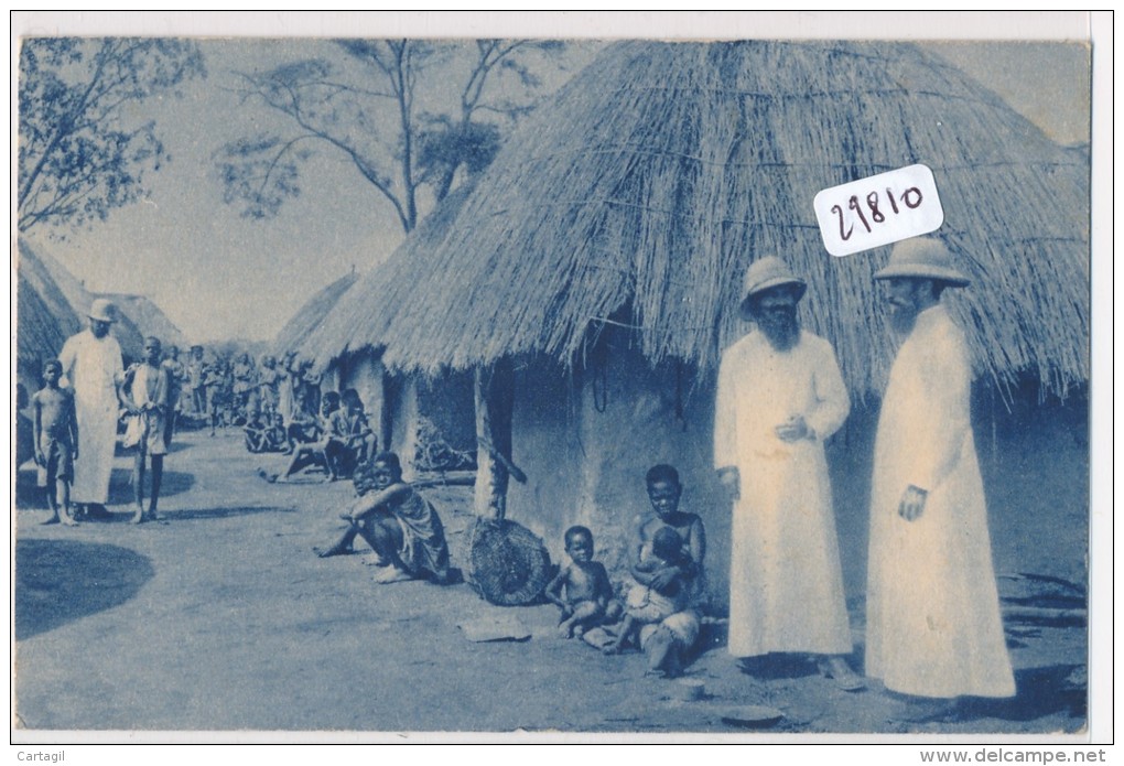 CPA -29810-  Congo - Scènes Des Missions D'Afrique - Un Village Congolais-Envoi Gratuit - Französisch-Kongo