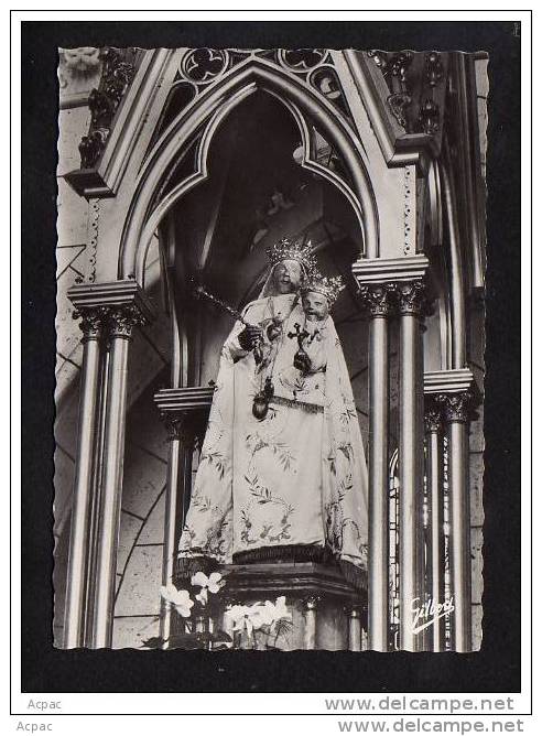 16  ANGOULEME    Statue De Notre Dame D' Obezine - Angouleme