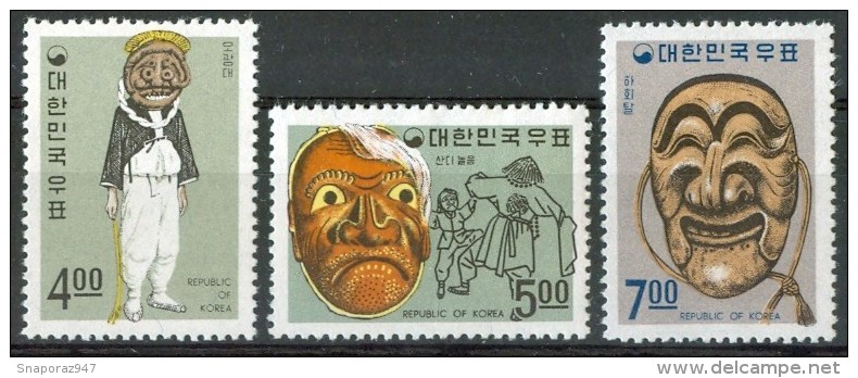 1967 Corea Del Sud  Maschere  Masks Masques Costumi Costumes Set MNH** Fo131 - Costumi