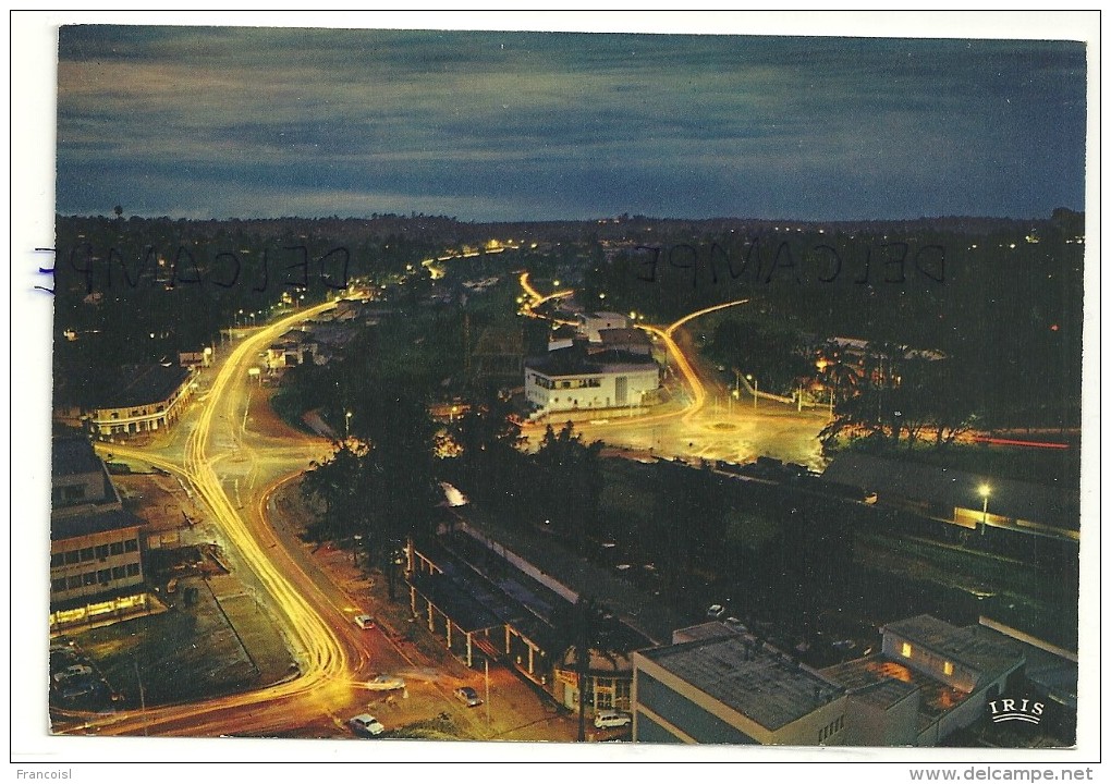 République Fédérale Du Cameroun. Yaounde. Vue De Nuit. IRIS 5137. Photo Hoa-Qui - Cameroun