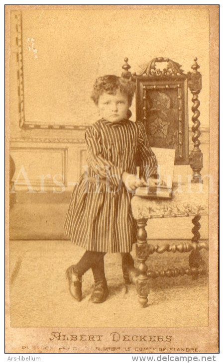 2 Photo-carte De Visite's / CDV / Enfant / Child / Girl / Fille / Meisje / Photo Albert Deckers / Elsene / Ixelles - Anciennes (Av. 1900)