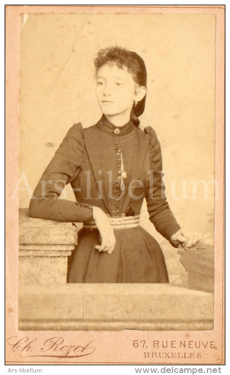 Photo-carte De Visite / CDV / Femme / Woman / Ch. Rozet / Bruxelles / Bertha Mattheys (Gent 1877- Laeken 1893) - Oud (voor 1900)