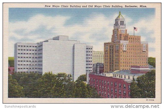 New Mayo Clinic Building And Old Mayo Clinic Building Rochester Minnesota - Rochester