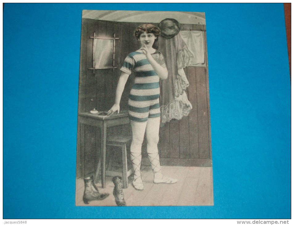 Ilustrateurs ) Série Compléte De 8 Cartes " Le Bain De Mer " Femme Déshabillé - Année 1903 - EDIT : P.L - 1900-1949