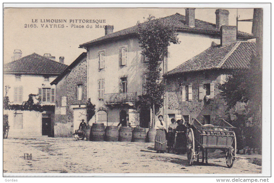 France - Vayres - Place Du Marche - Oradour Sur Vayres