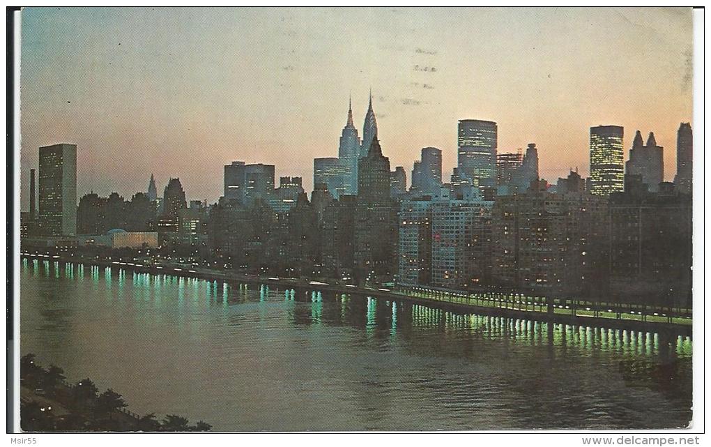 CPSM - USA - New York  City  :View From The Queensbro Bridge  - 1973 . - Multi-vues, Vues Panoramiques