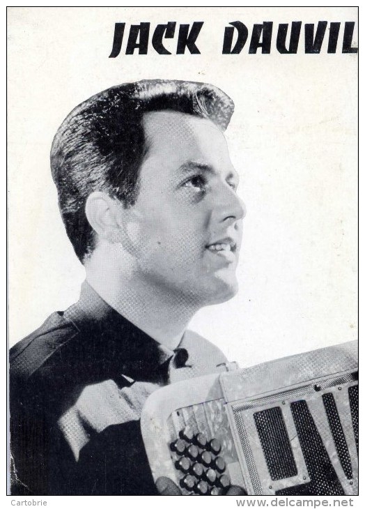 Accordéon Photo  Jack DAUVIL  Disques VEGA - Music And Musicians