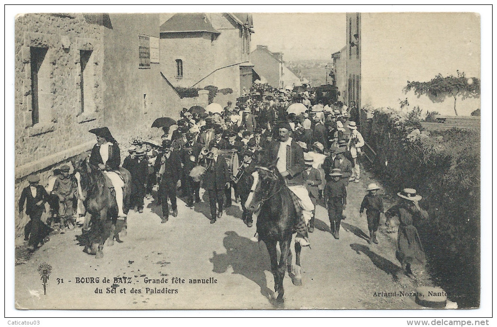 BOURG DE BATZ (Loire Atlantique) - Grande Fête Annuelle Du Sel Et Des Paludiers - Belle Animation - Batz-sur-Mer (Bourg De B.)