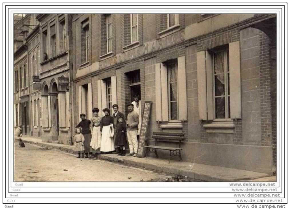 TOUQUES - HOTEL DE LA MARINE ET BOUCHERIE GODET - SUPERBE CARTE PHOTO - Autres & Non Classés