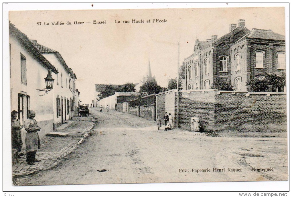 31883  -  Emael  La Rue Haute  Et  L'école   Kaquet  97 - Bassenge