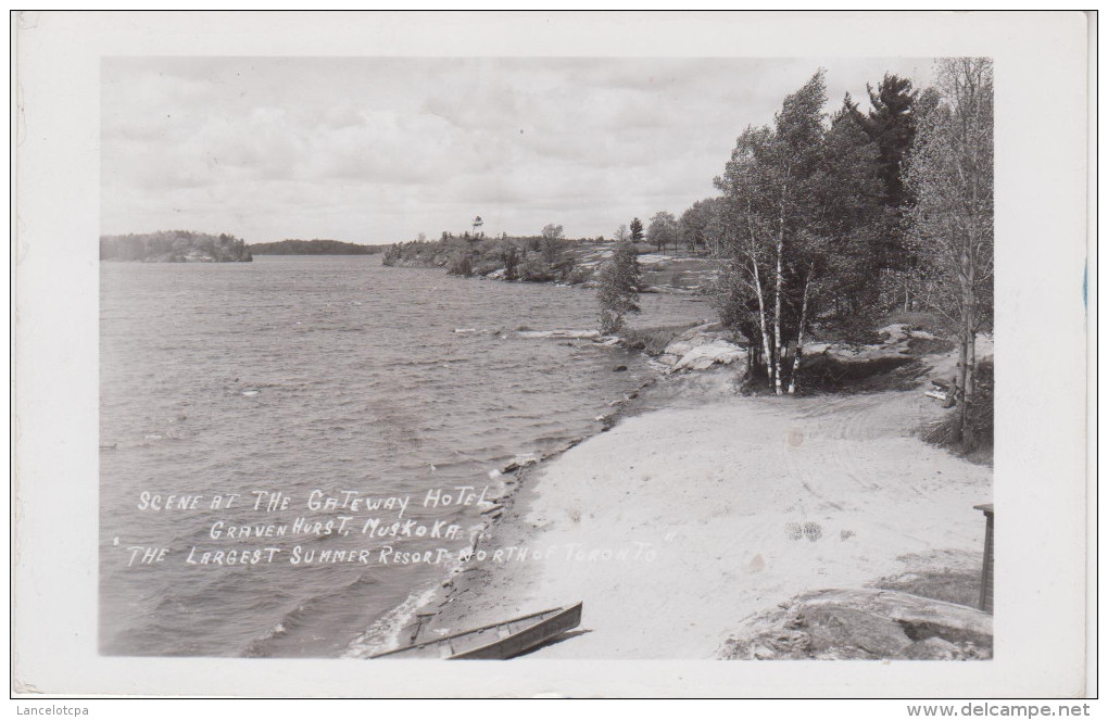 MUSKOKA / SCENE AT THE GATEWAY HOTEL - GRAVENHURST - Muskoka