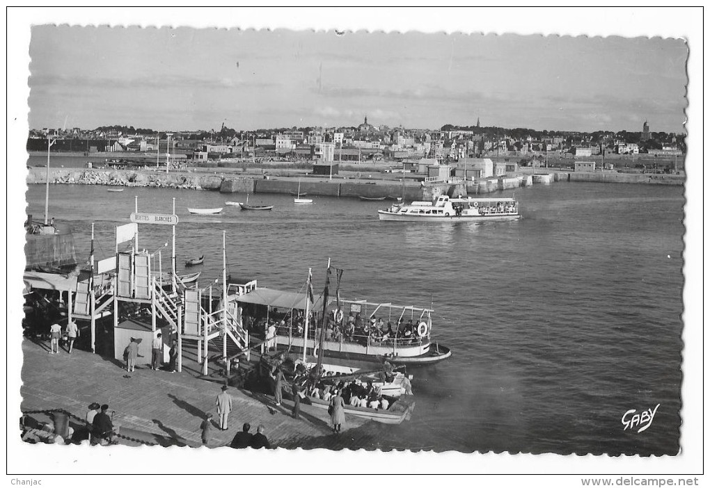 Cpsm: 35 SAINT MALO - SAINT SERVAN Débarcadère Des Vedettes Blanches  1953 N° 8 - Saint Malo