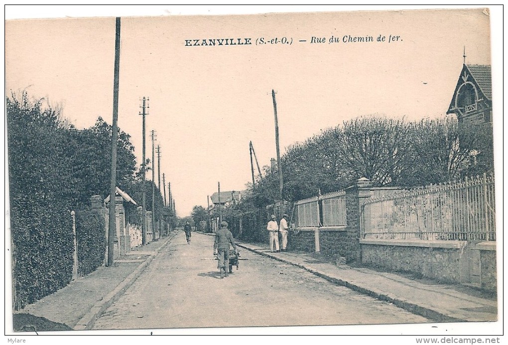 Cpa 95 Ezanville Rue Du Chemin De Fer - Ezanville