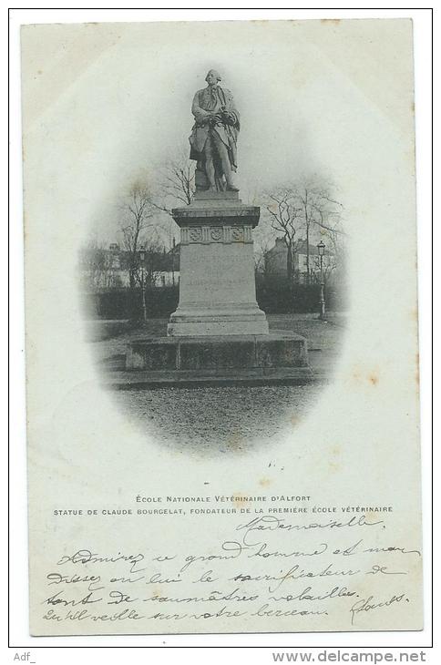 CPA ECOLE NATIONALE VETERINAIRE D´ALFORT, STATUE DE CLAUDE BOURGELAT, FONDATEUR DE LA PREMIERE ECOLE VETERINAIRE, 94 - Maisons Alfort