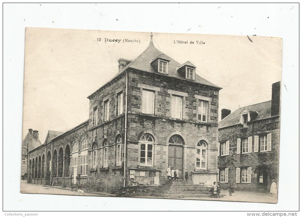 Cp , 50 , DUCEY , L'hôtel De Ville , Voyagée , N° 13 - Ducey