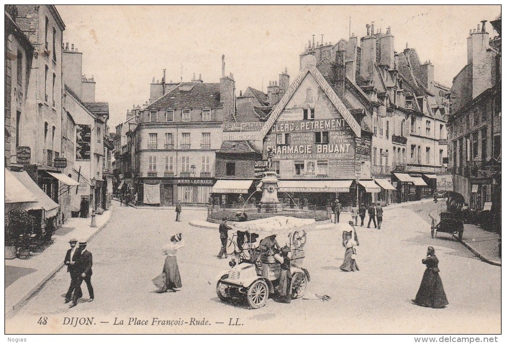 DIJON - LA PLACE FRANCOIS-RUDE - SUPERBE CARTE TRES ANIMEE - NOMBREUX COMMERCES - LE MARCHAND DE GLACES - 2 SCANNS - TOP - Dijon